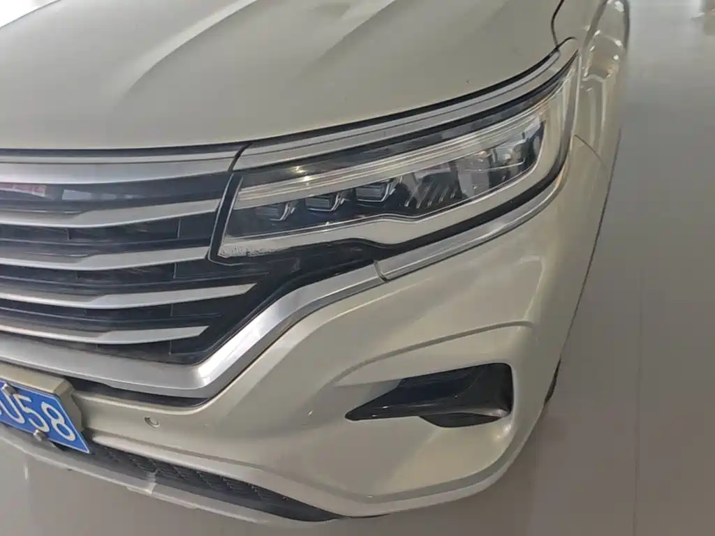 Roewe RX5 MAX — миниатюра 24