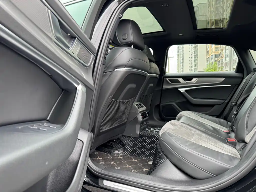 Audi A6L — миниатюра 6