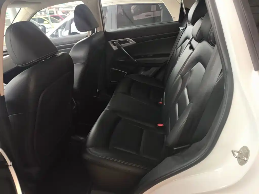 Geely Boyue — миниатюра 17