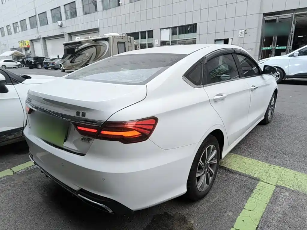 Geely Binrui — миниатюра 7