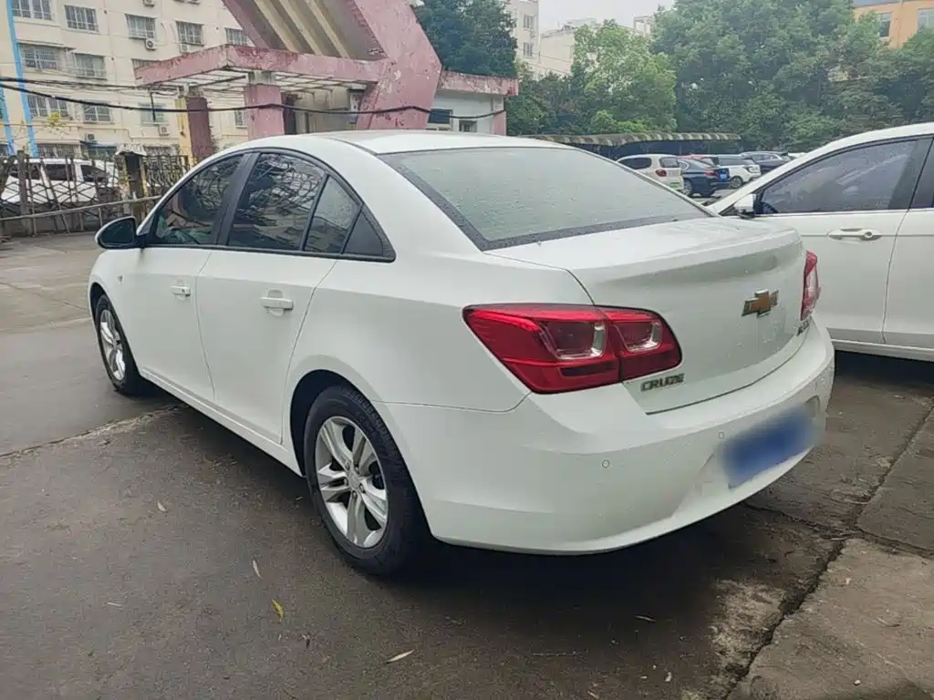 Chevrolet Cruze — миниатюра 5
