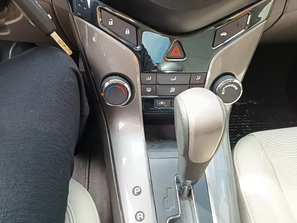 Chevrolet Cruze — миниатюра 14