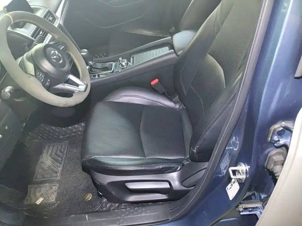 Mazda 3 Axela — миниатюра 15
