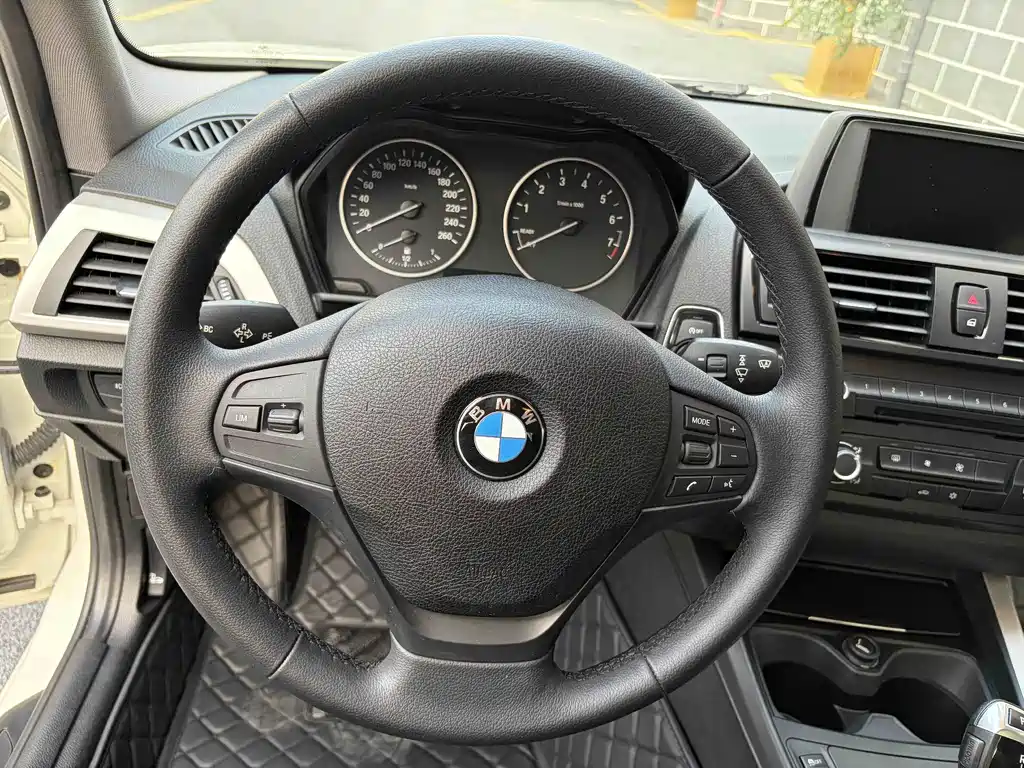 BMW 1 Series (Import) — миниатюра 15