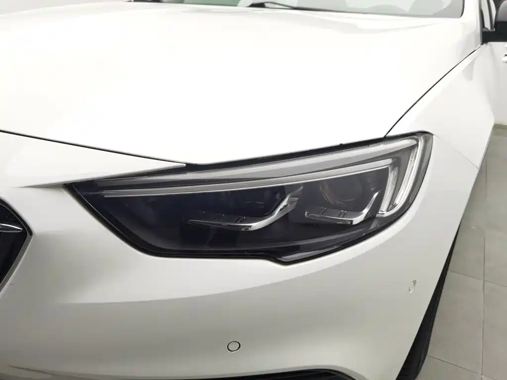 Buick Regal — миниатюра 7