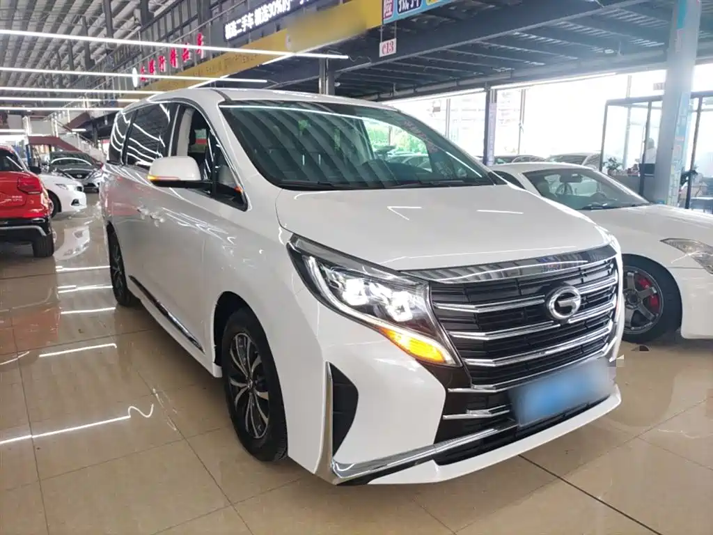 GAC TRUMPCHI M8