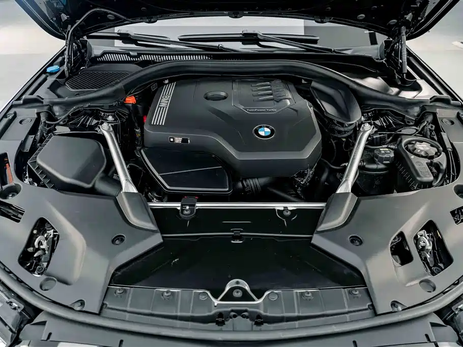 BMW 5 Series (Import) — миниатюра 24