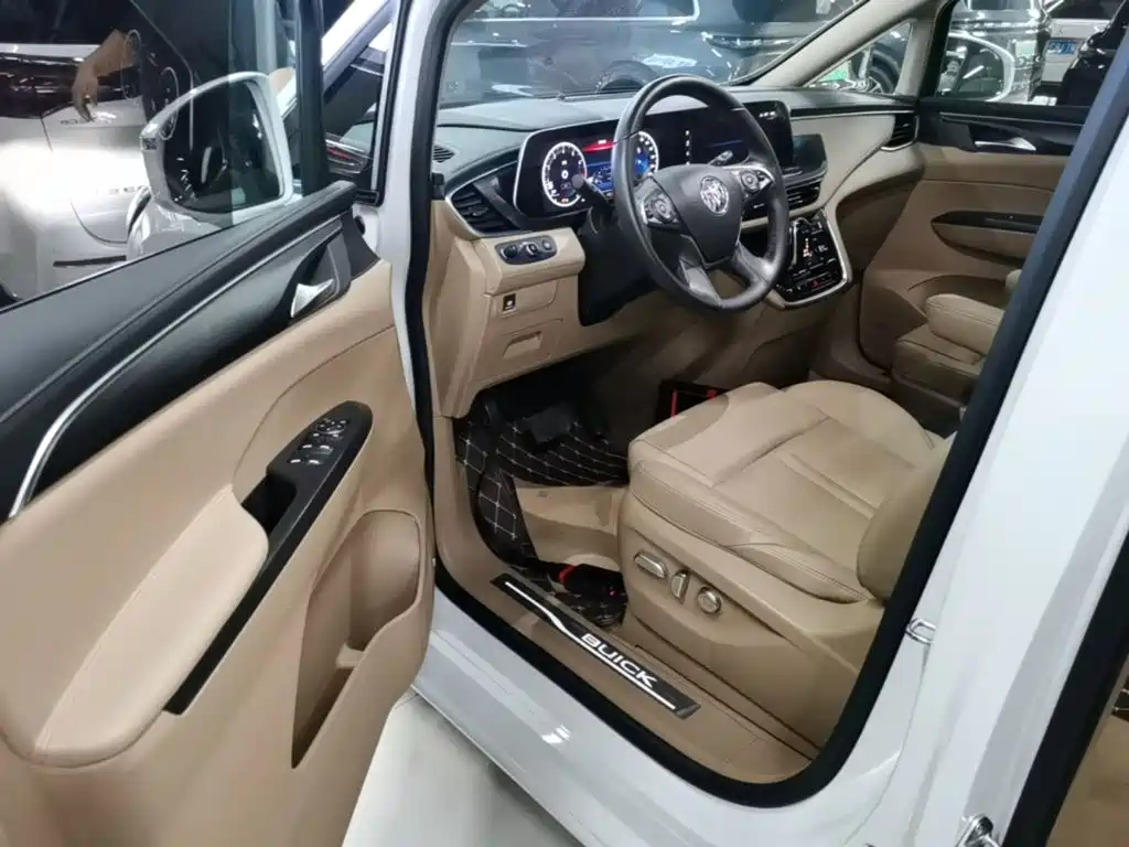 Buick GL8 — миниатюра 16