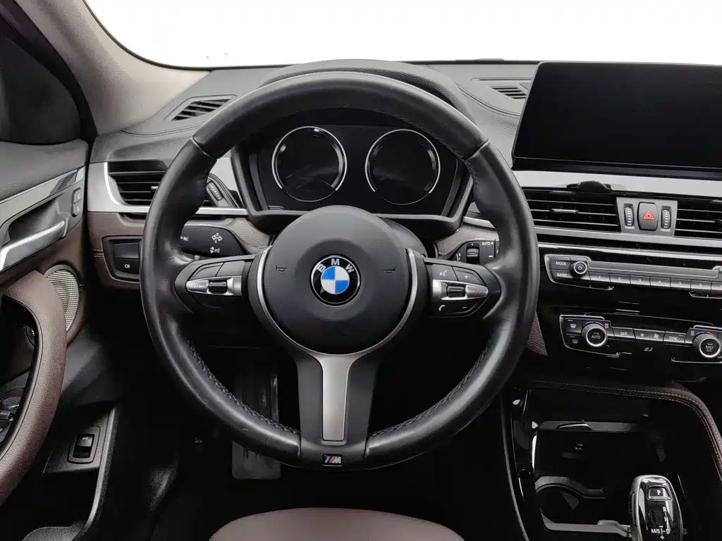 BMW X2 — миниатюра 11