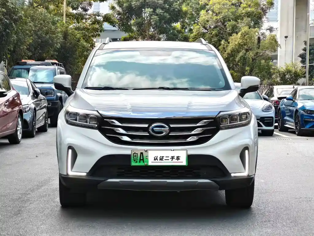 GAC TRUMPCHI GS4 NEW ENERGY