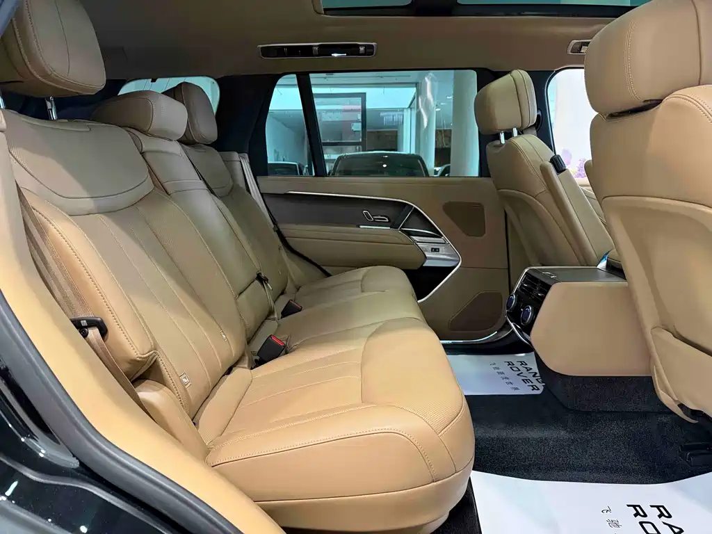 Land Rover Range Rover — миниатюра 19