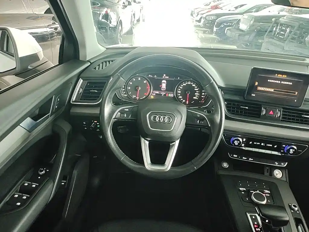 Audi Q5L — миниатюра 11