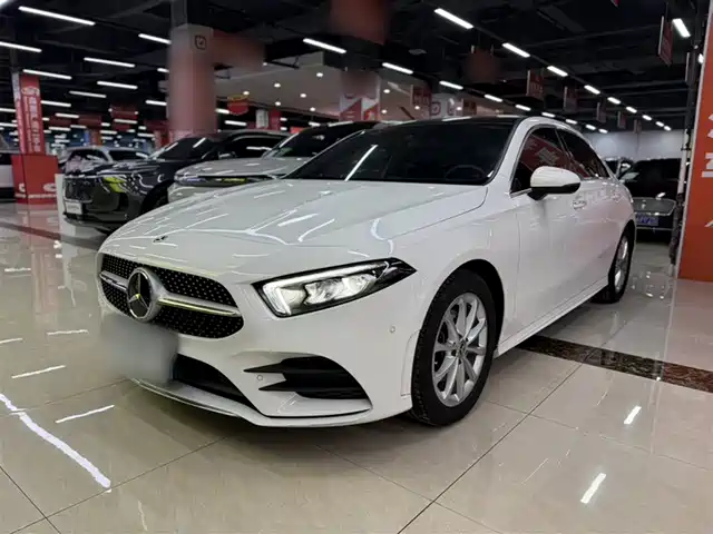 MERCEDES-BENZ A CLASS