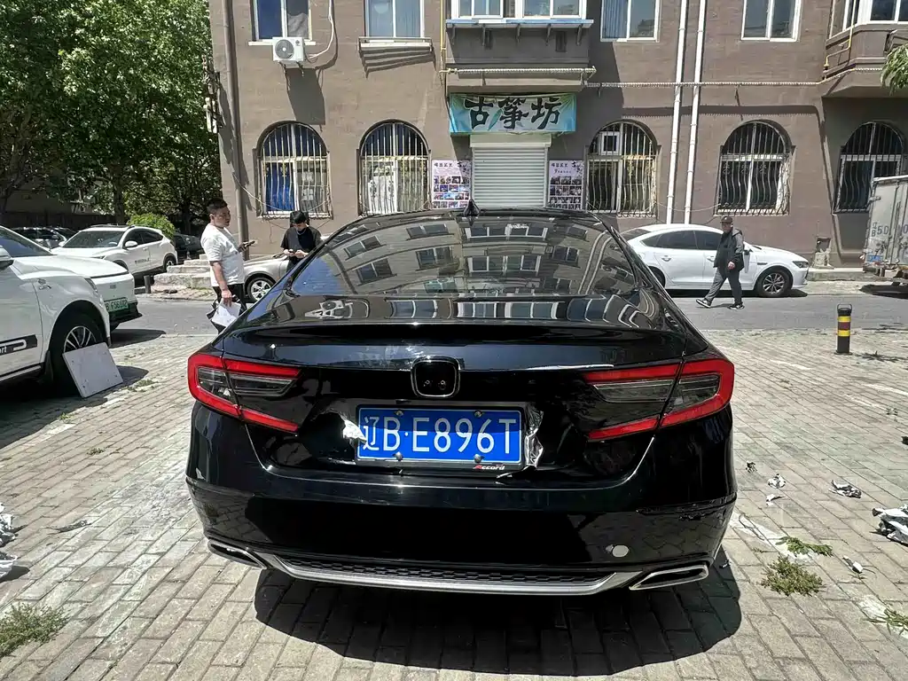 Honda Accord - фото 6