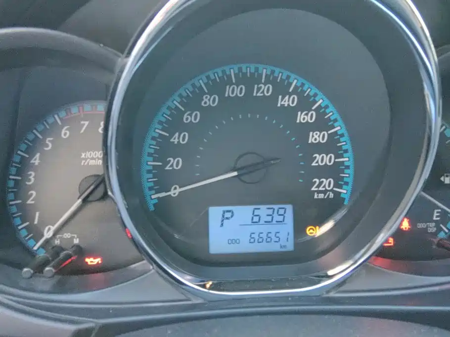 Toyota Yaris L — миниатюра 14