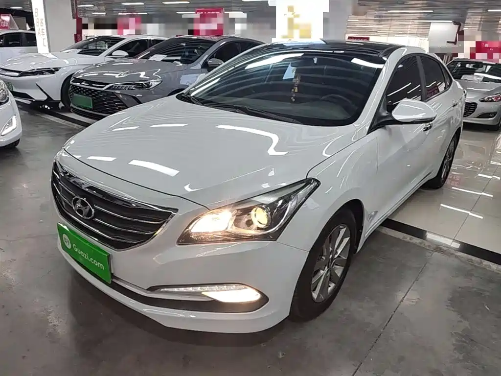 Hyundai Mistra 2015