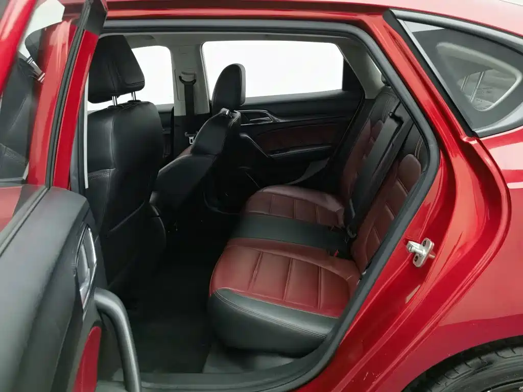 MG MG6 — миниатюра 15