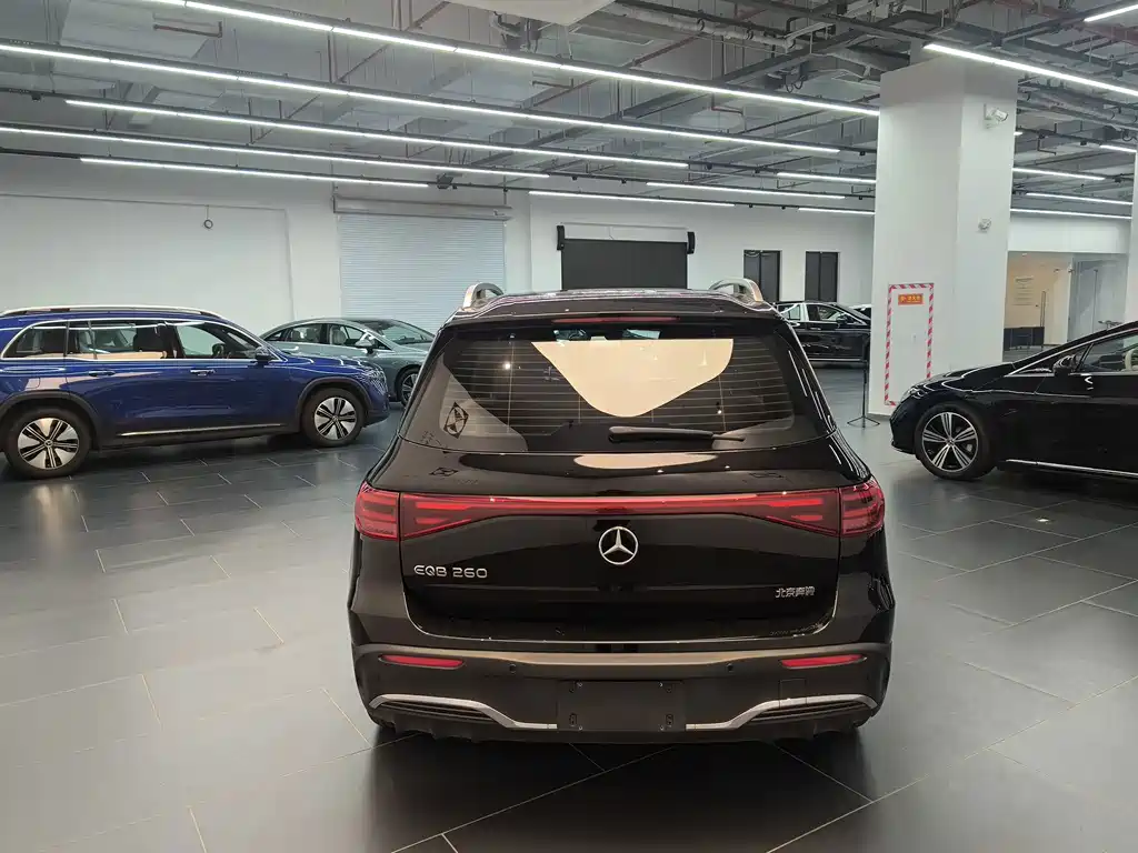 Mercedes-Benz EQB — миниатюра 5