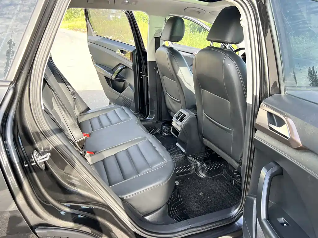 Volkswagen Tharu — миниатюра 16