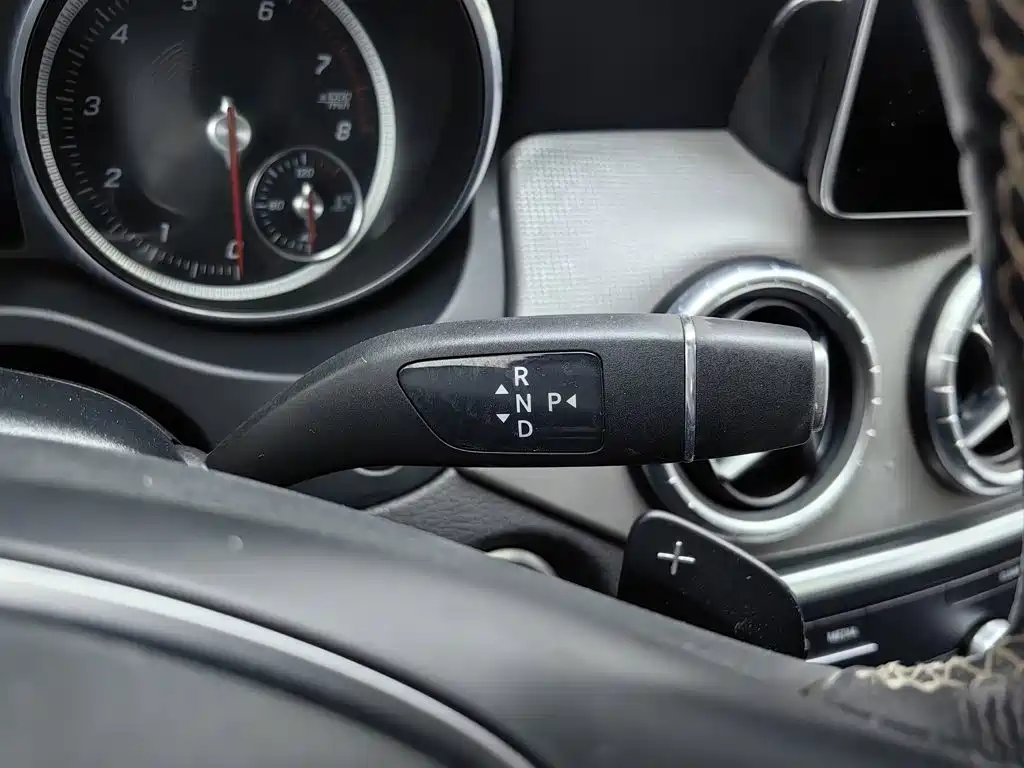 Mercedes-Benz CLA (Import) — миниатюра 13