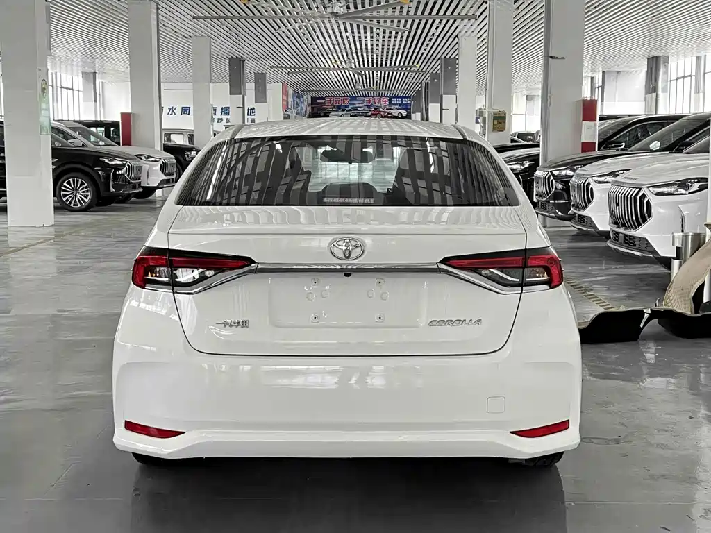 Toyota Corolla — миниатюра 5