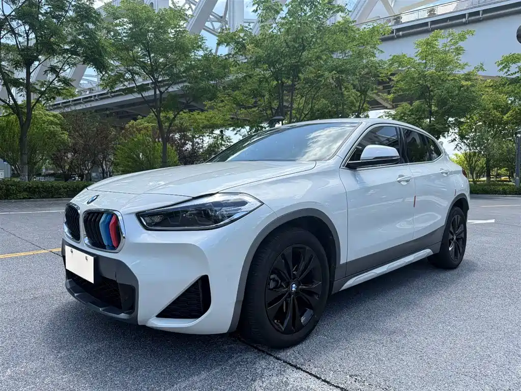 BMW X2 2021