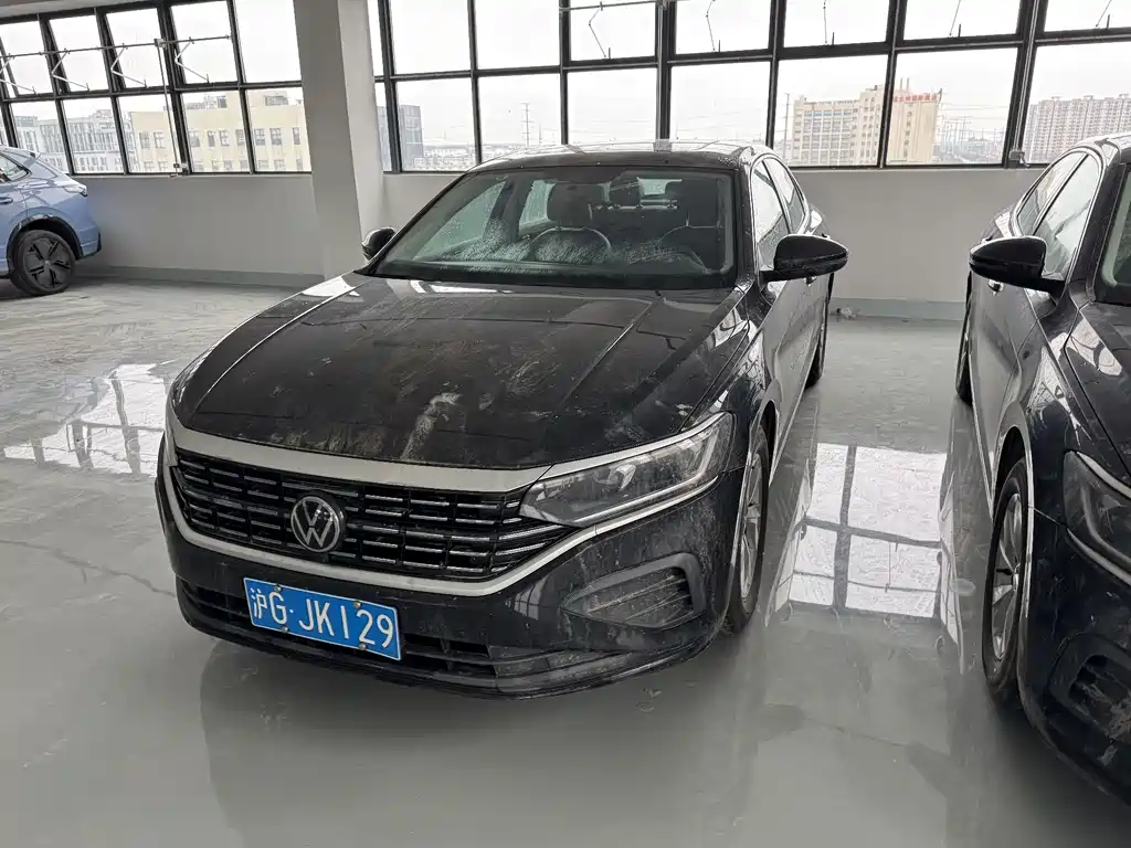 Volkswagen Passat 2024
