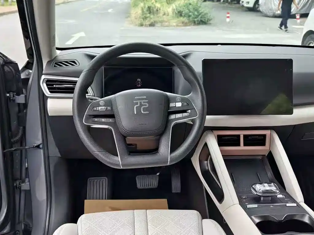 BYD Yuan UP — миниатюра 14