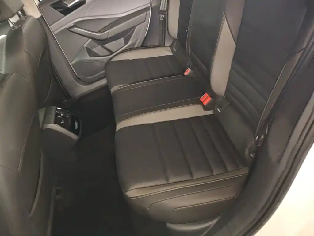 Volkswagen Sagitar — миниатюра 17