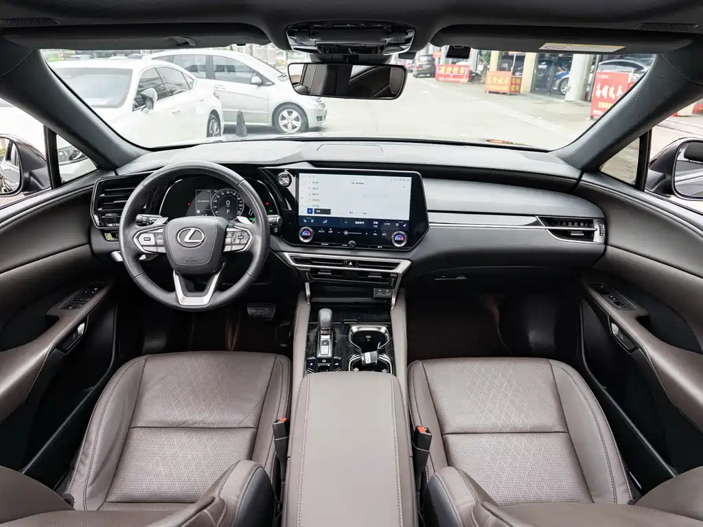 Lexus RX — миниатюра 12