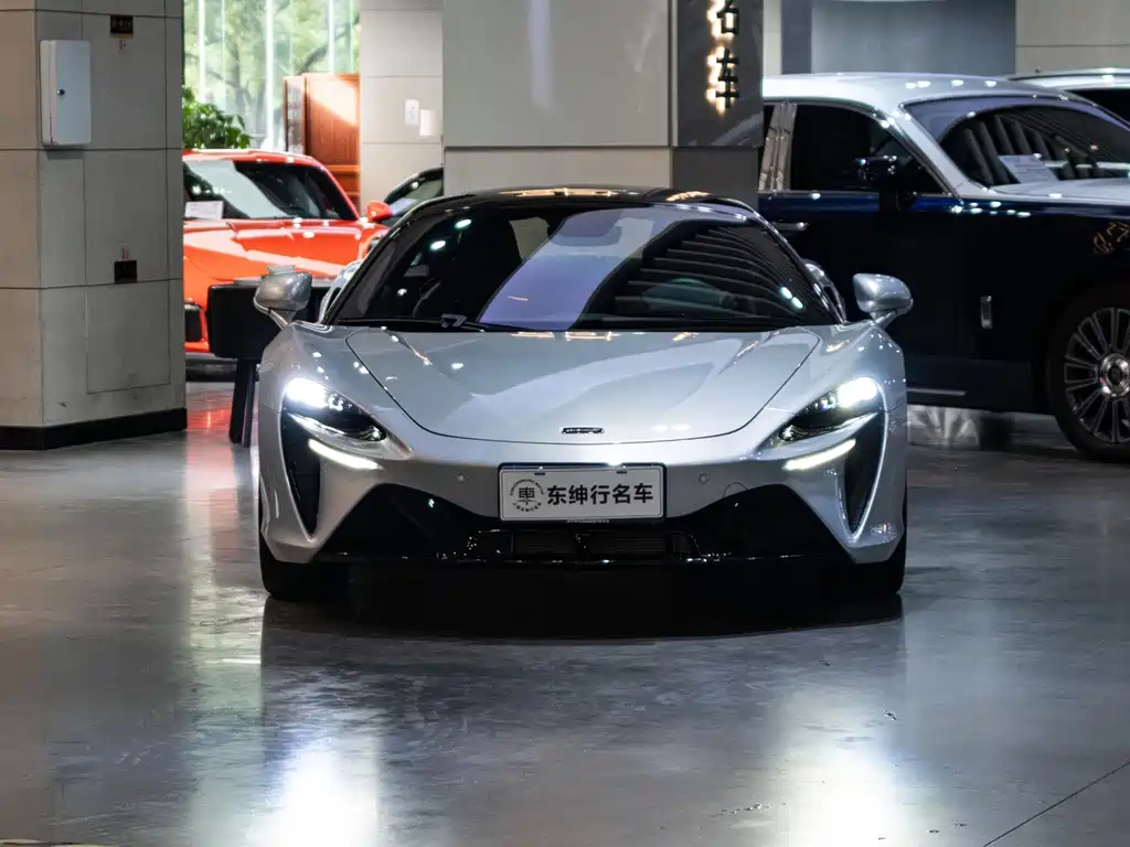 McLaren Artura — миниатюра 3