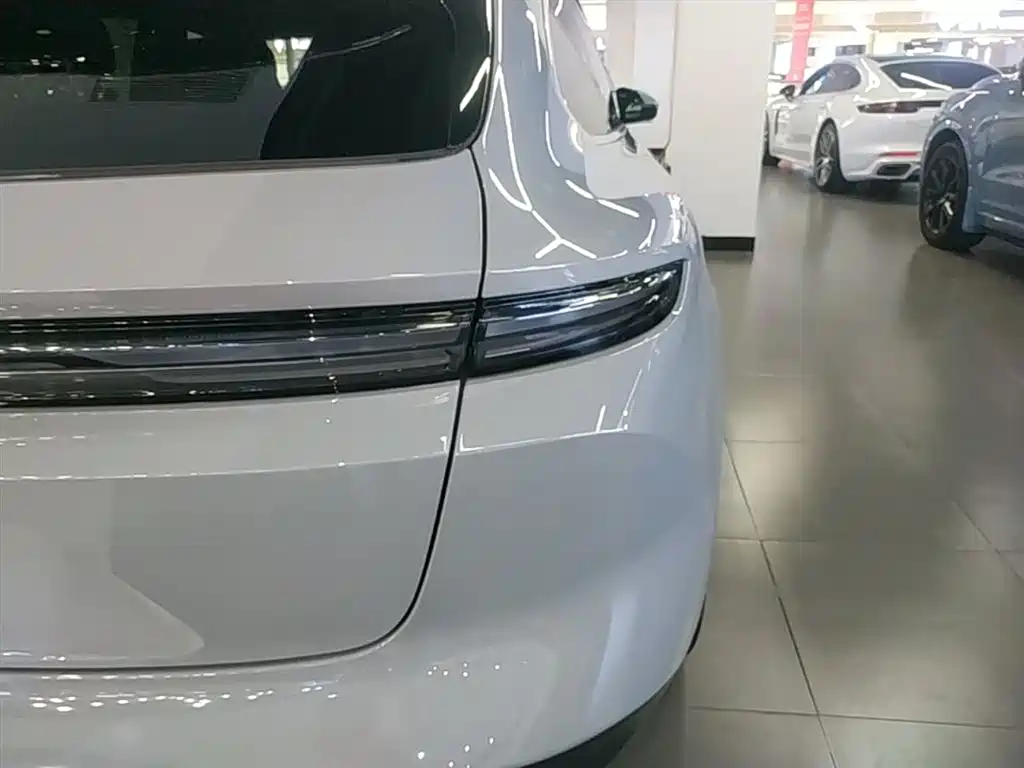 NIO ET5T 2024 75kWh Touring