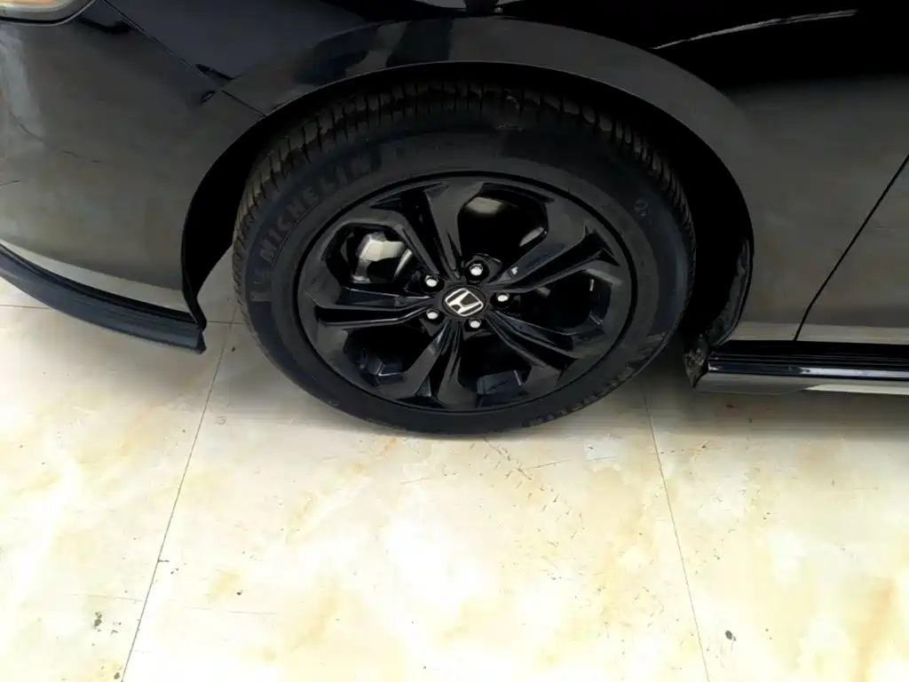 Honda Accord — миниатюра 23