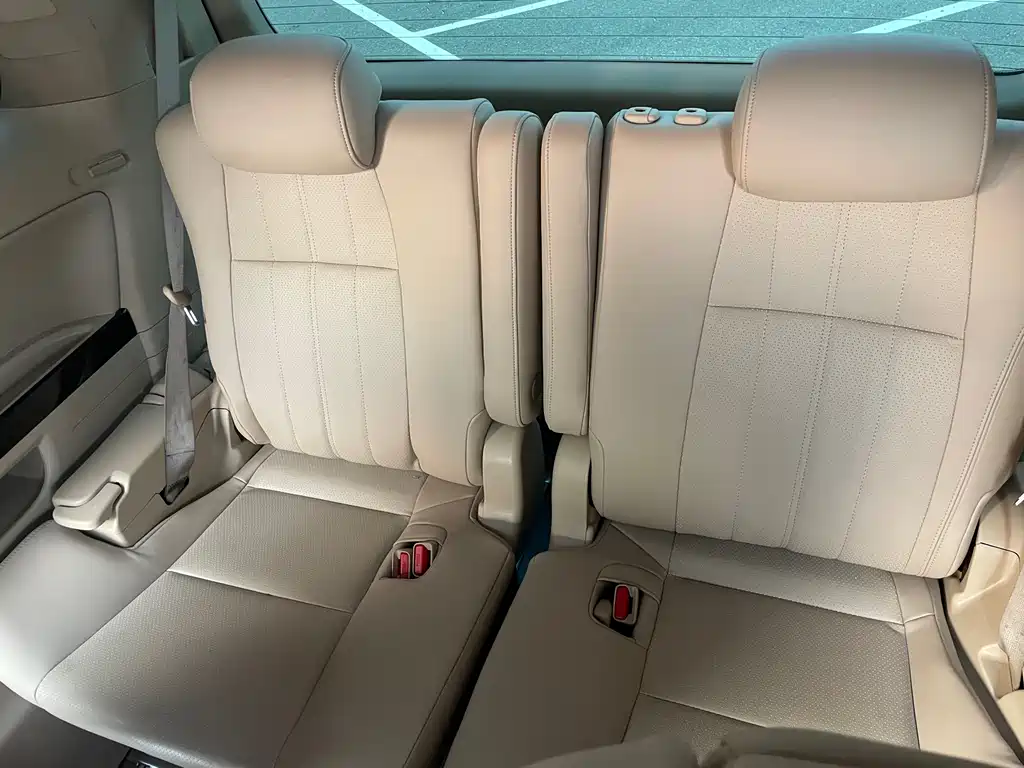 Toyota Alphard 2011 3.5L Luxury