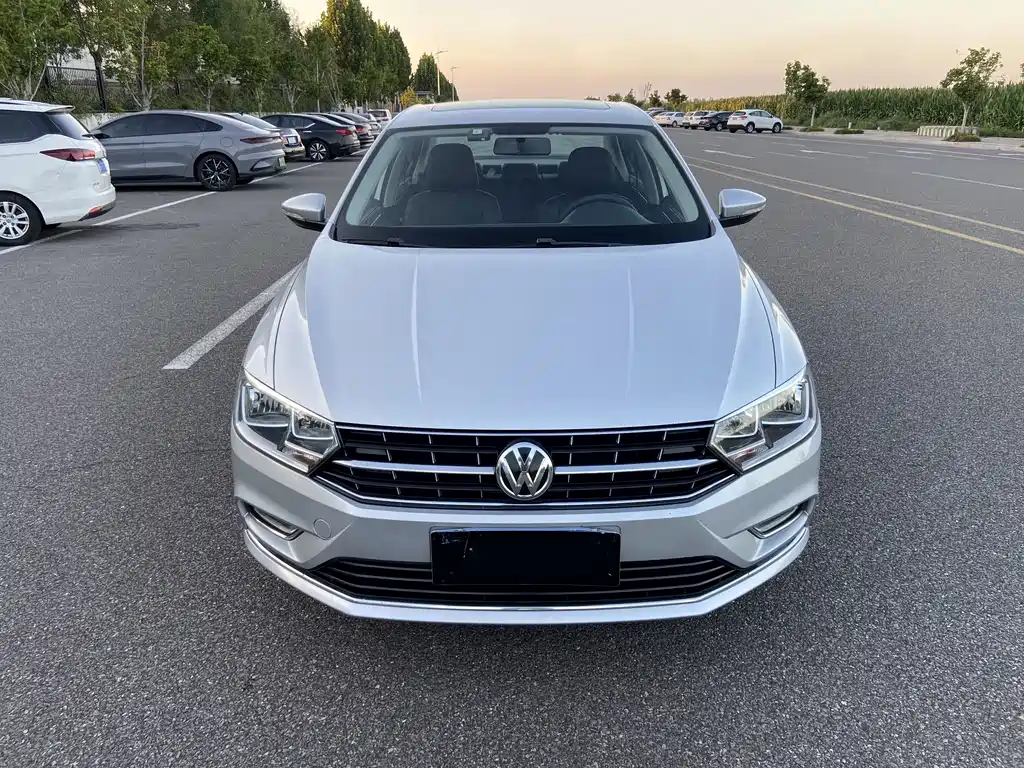 Volkswagen Bora — миниатюра 2