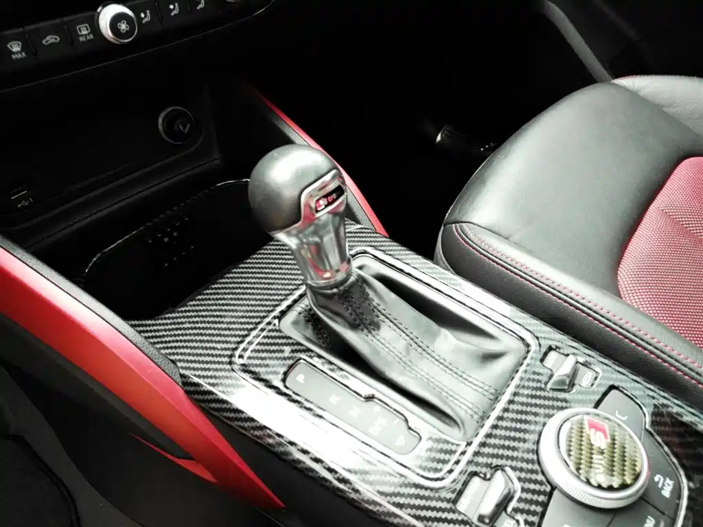 Audi Q2L — миниатюра 9