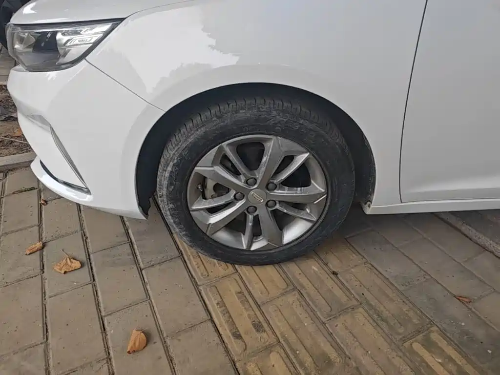 Geely Emgrand GL — миниатюра 23