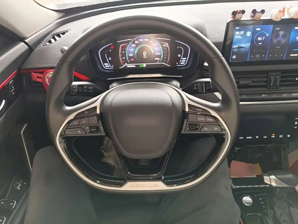 Aeolus Yixuan — миниатюра 11