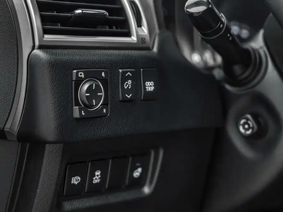 Lexus GX — миниатюра 16