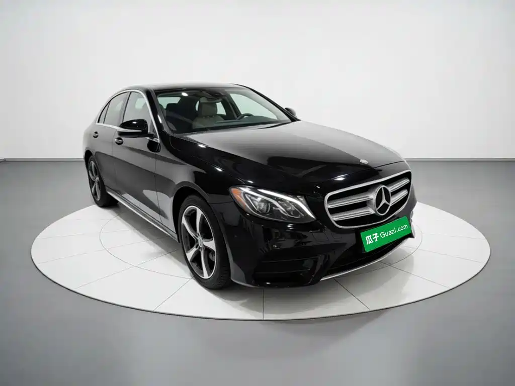 Mercedes-Benz E-Class — миниатюра 3