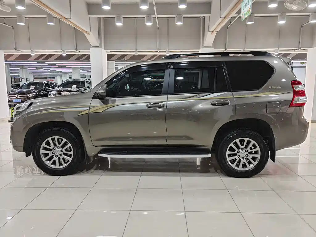 Toyota Land Cruiser Prado 2014 4.0L AT TX-L NAVI
