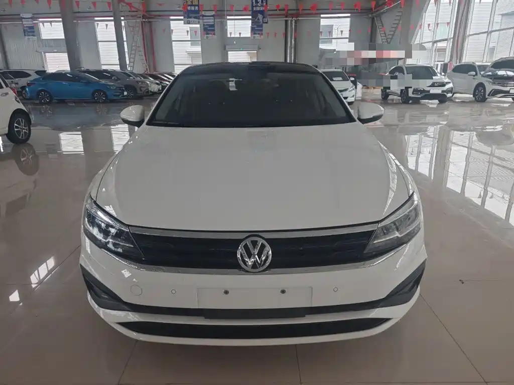 VOLKSWAGEN LINGDU