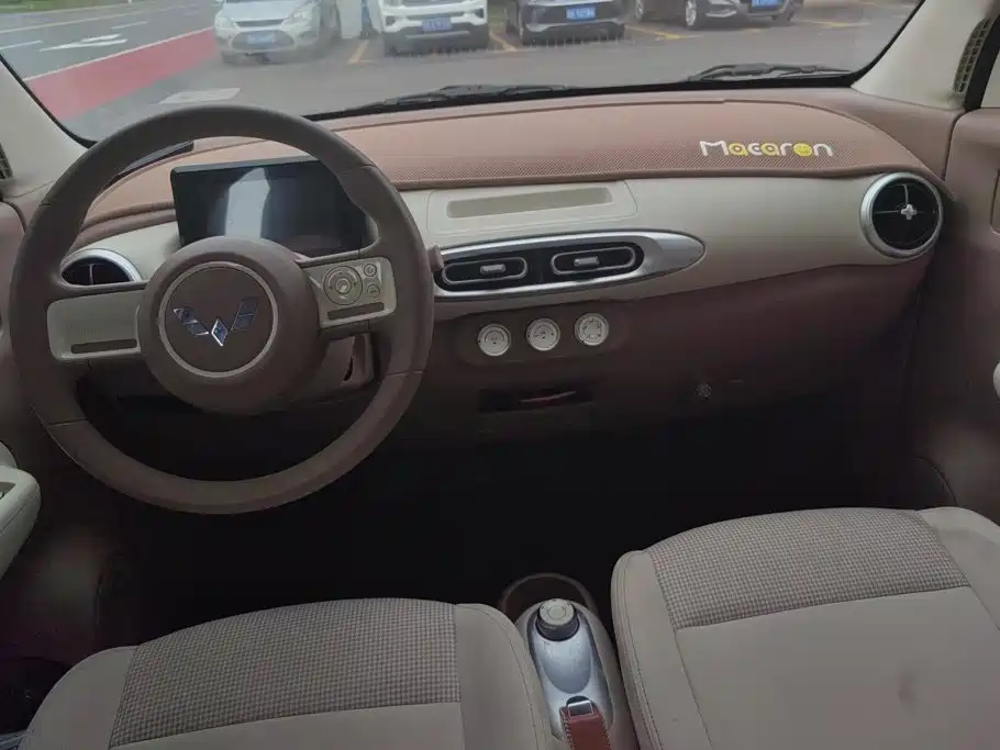 Wuling MINIEV — миниатюра 12