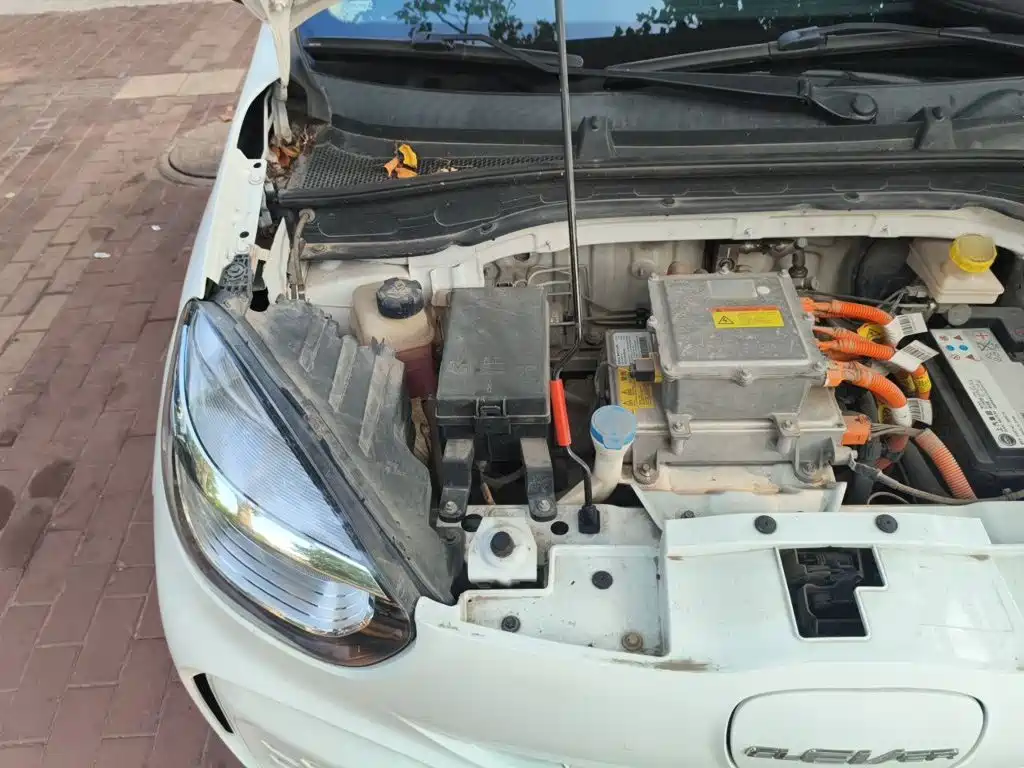 Roewe Clever — миниатюра 19