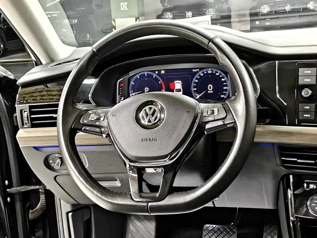 Volkswagen Passat — миниатюра 11