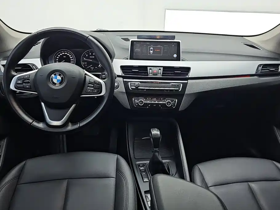 BMW X1 — миниатюра 12
