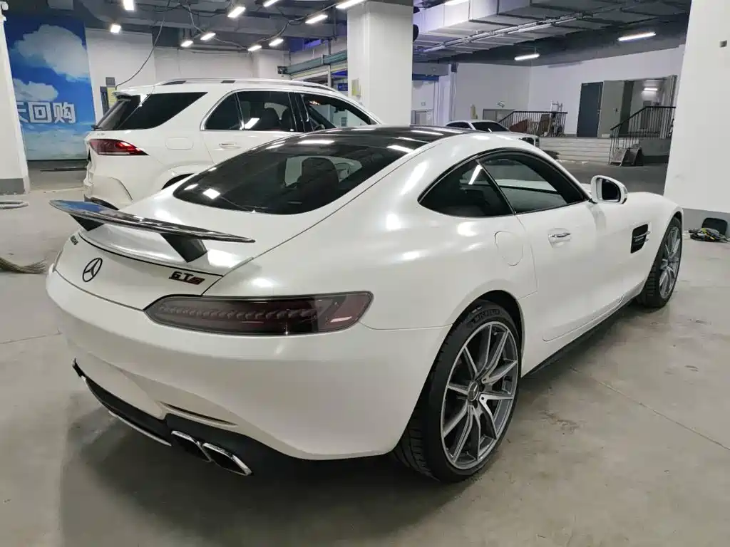 MERCEDES-BENZ AMG GT
