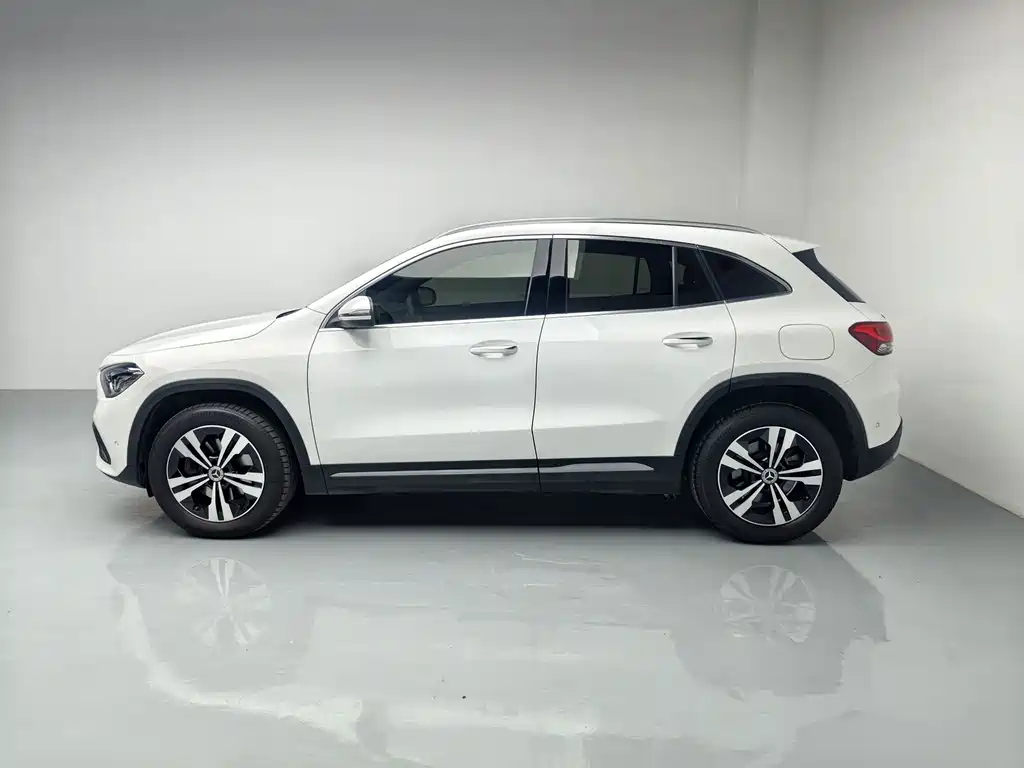 Mercedes-Benz GLA — миниатюра 4