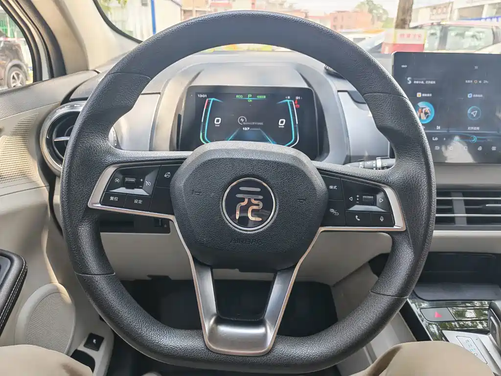 BYD Yuan Pro — миниатюра 16