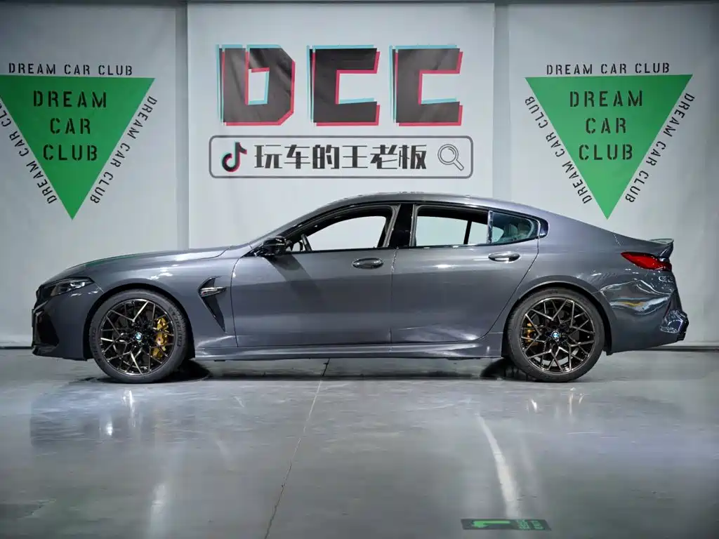 BMW M8 — миниатюра 11
